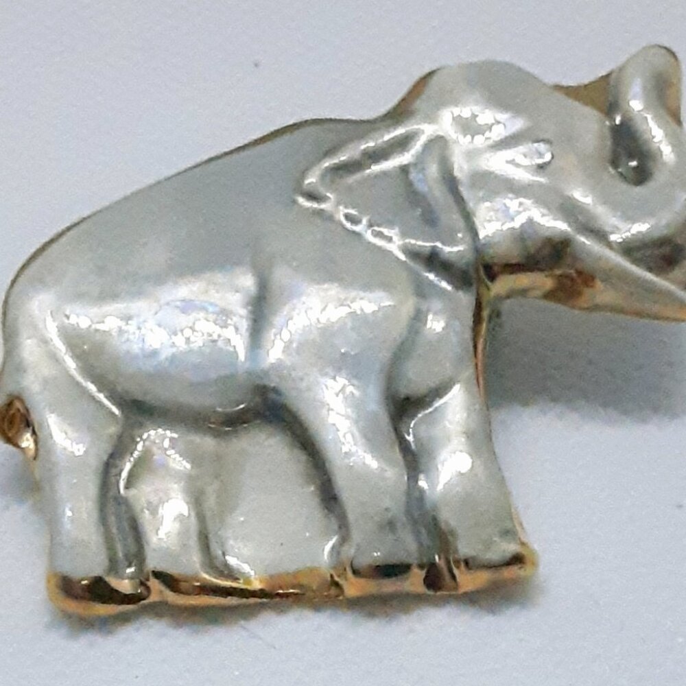 NEW Collectable Prosperity ceramic elephant pin - Picture 5 of 11